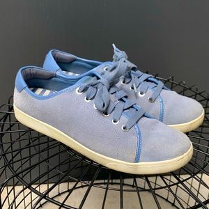 Vionic Tennis Shoes Size 8